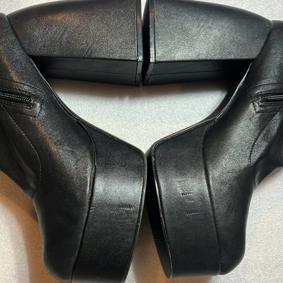 Black platform gogo boots. Size 11. New - Picture 7 of 9